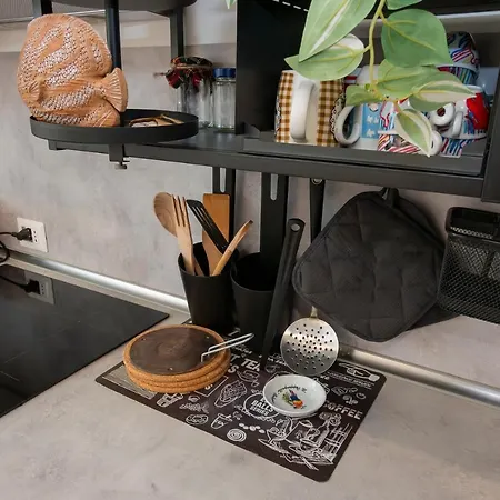 Apartment Ihost - Val Strona 6 Milan
