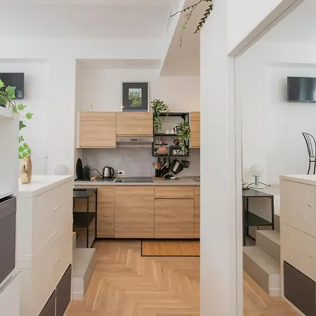 Apartment Ihost - Val Strona 6 Milan